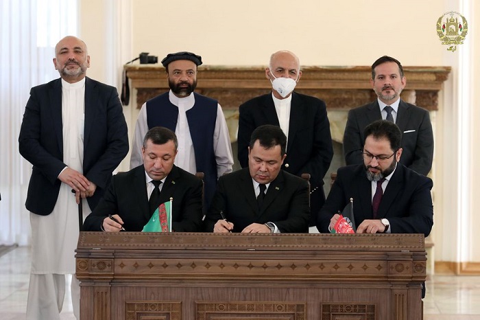 موضوع:د افغانستان او ترکمنستان ترمنځ د څلورو اقتصادي ستراتیژیکو سندونو لاسلیکول